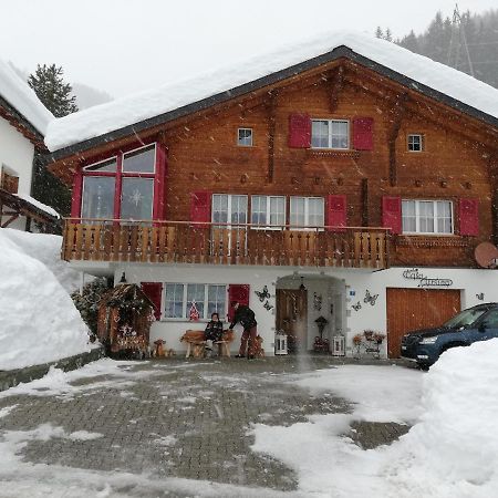 Ferienwohnung Casa Ursina Tujetsch Bagian luar foto